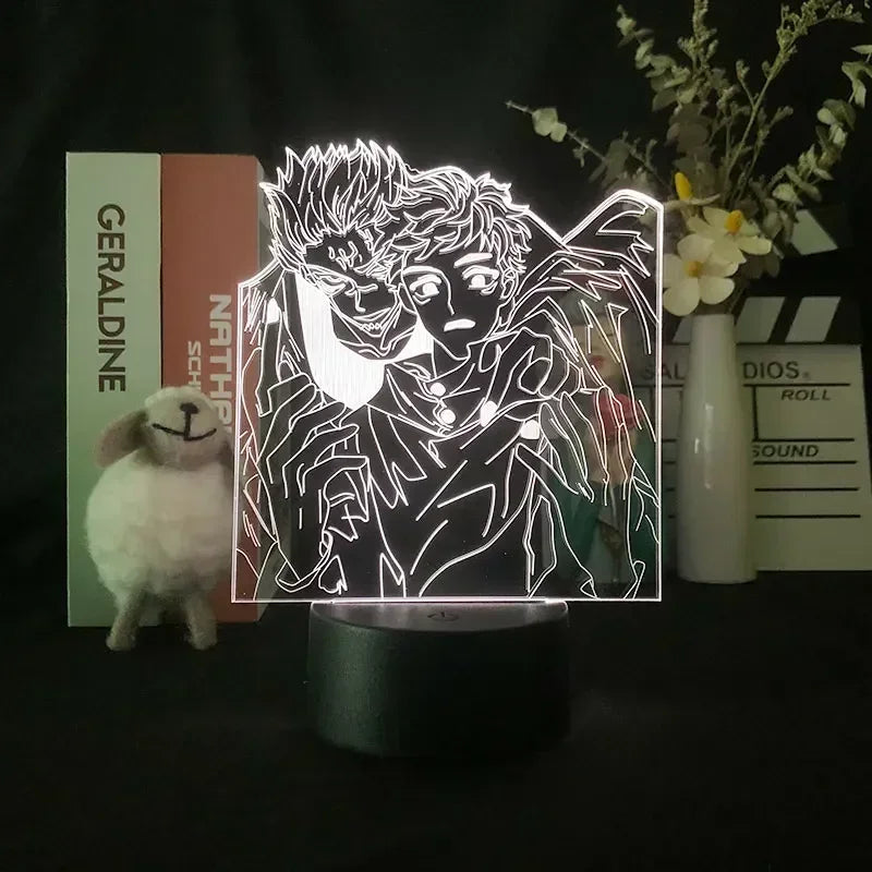 Lampe LED Yuji & Sukuna sur plaque acrylique, base ronde sombre
