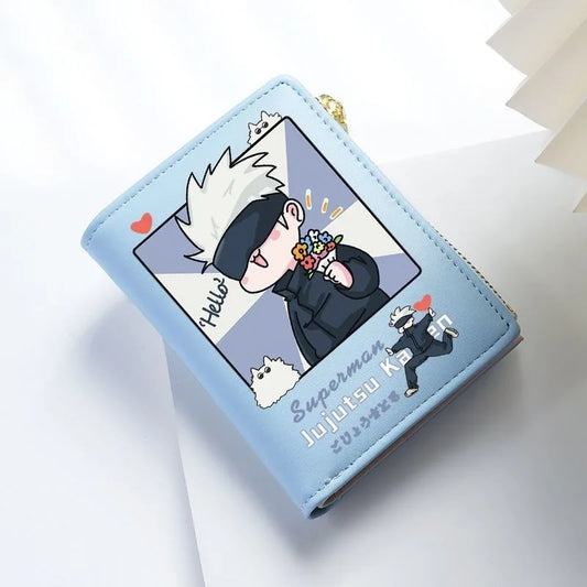 Portefeuille bleu clair avec dessin animé Gojo, fermeture à rabat, surpiqûres visibles