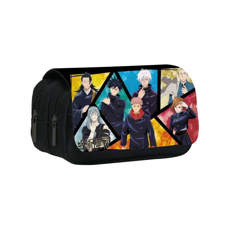 Trousse noire avec fermeture éclair, personnages d’anime en tenue d’étudiants imprimés.