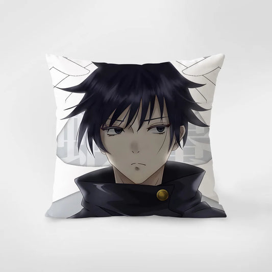 Coussin carré portrait noir Megumi Fushiguro: cheveux foncés et col sombre