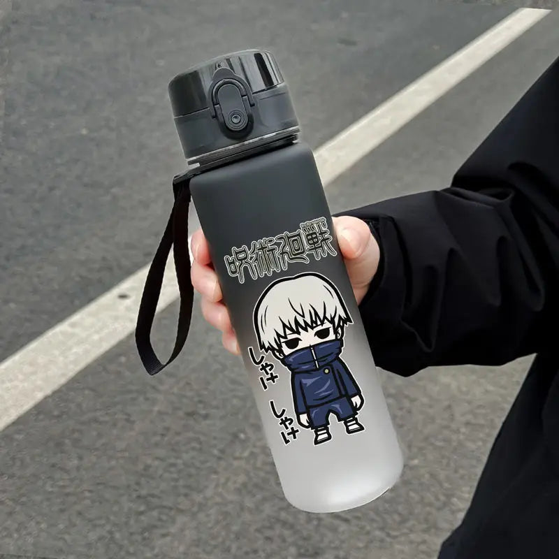 Gourde isotherme 650 ml gris avec capuchon noir et illustration chibi bleue