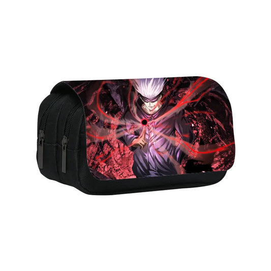 Trousse noire zippée avec impression rouge et personnage d’anime