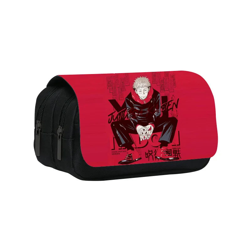 Trousse rouge à fermeture éclair noire, portrait noir et blanc de Sukuna.