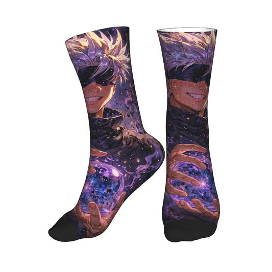 Chaussettes hautes violettes motif animé, visage souriant et cheveux, semelle noire