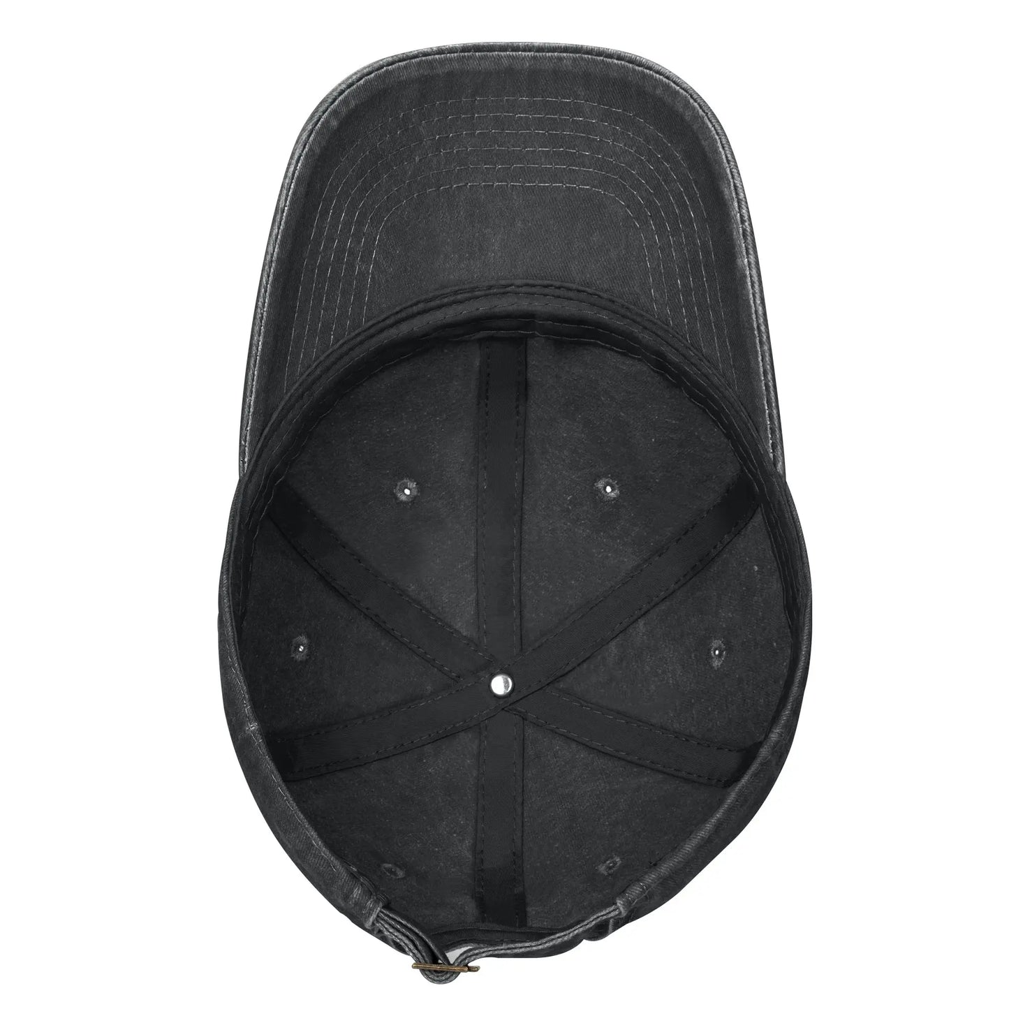 Casquette noire Jujutsu Kaisen vue de dos, panneaux en coutures et trous d’aération