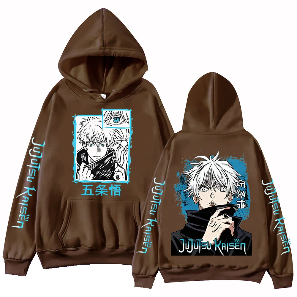 Hoodie marron à capuche, imprimés anime Gojo devant et dos, lettrage bleu sur manches.