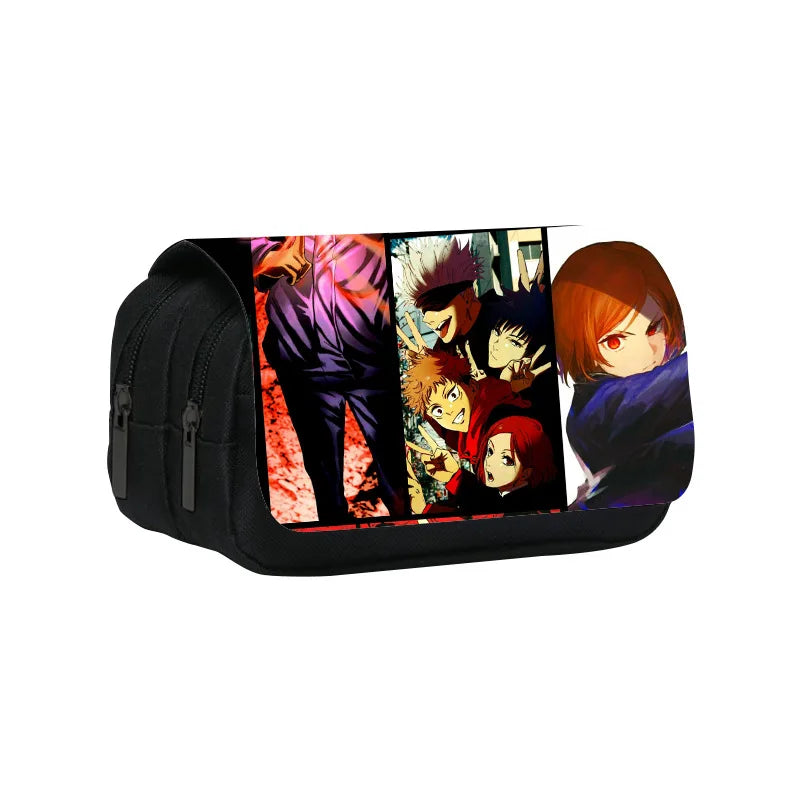 Trousse Jujutsu Kaisen noire à personnages École Kyoto, compartiment zippé.