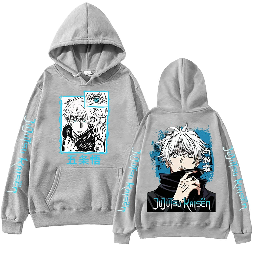 Hoodie gris clair à capuche, imprimés anime Gojo devant et dos, lettrage bleu sur manches.